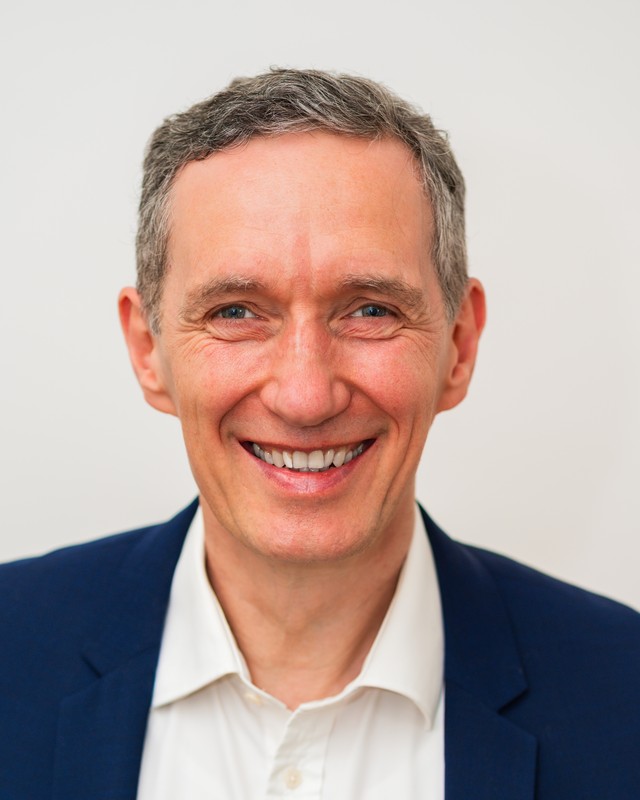 Dr. Andreas Schuler